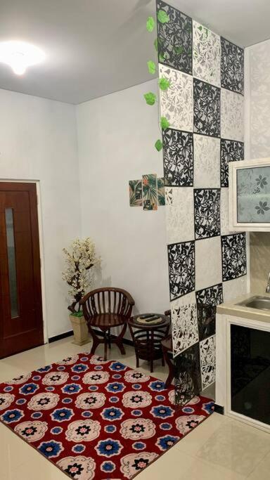 Kayz Villa Batu Dengan Kolam Renang Pribadi Exterior photo